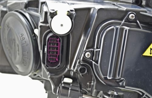 Custom Headlight Assembly Front Right HELLA 011956261 fits 15-16 VW Golf